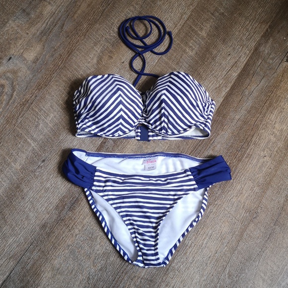 Profile Blush Bikini, striped, Navy Blue and white, size medium D cup - Picture 1 of 4